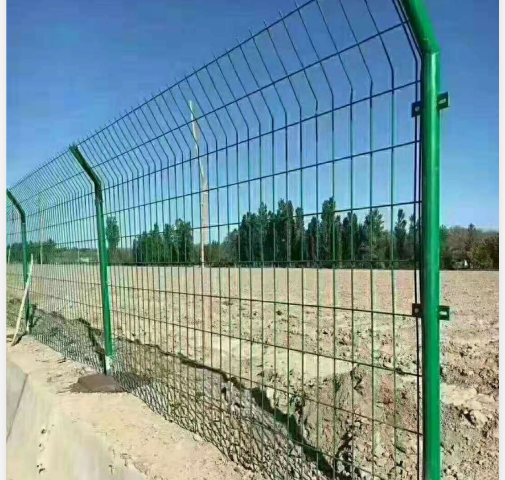 <b>雙邊絲護欄網</b>